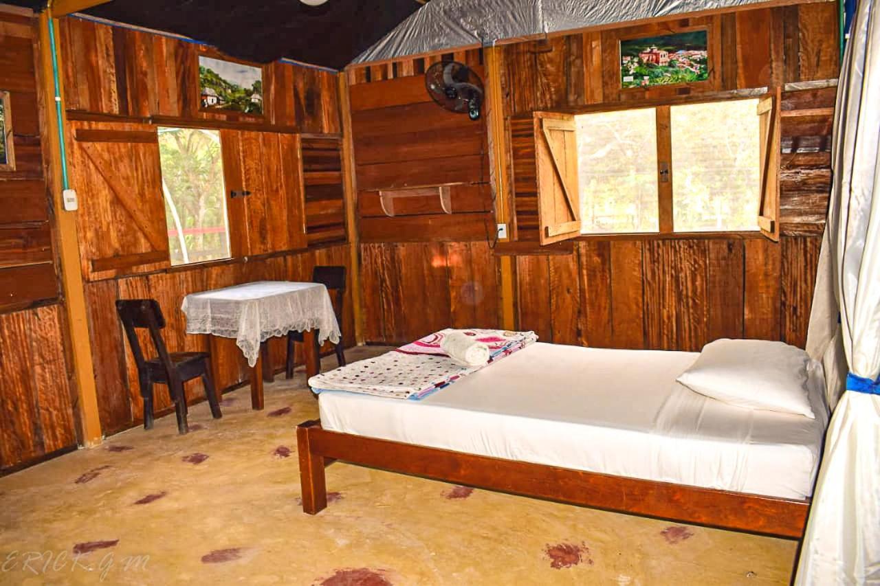 Hostal Cano Nevera La Macarena ภายนอก รูปภาพ