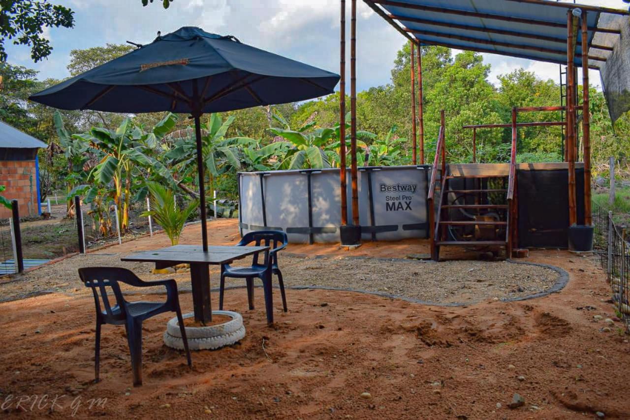 Hostal Cano Nevera La Macarena ภายนอก รูปภาพ
