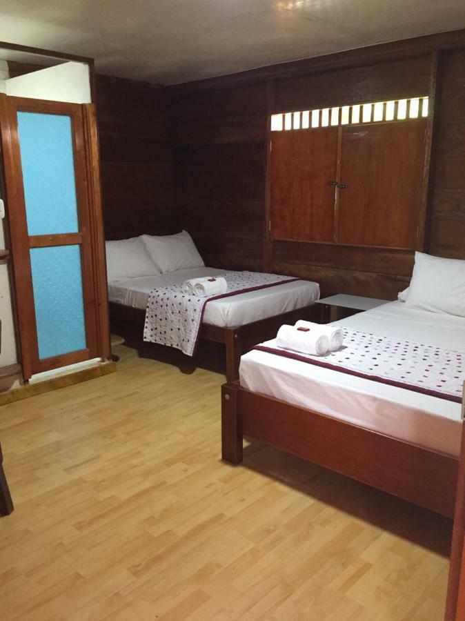 Hostal Cano Nevera La Macarena ภายนอก รูปภาพ